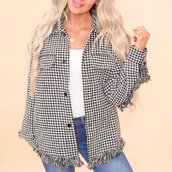 Fantastic Fawn Jackets & Blazers - 🆕🌿🖤FANTASTIC FAWN: Houndstooth Button Down Fringe Detail Jacket SMALL